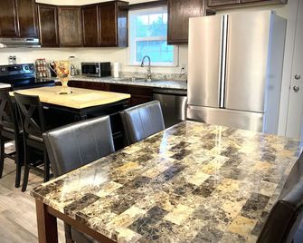 Cozy Home in the Heart of Middle Tennessee - Shelbyville - Küche