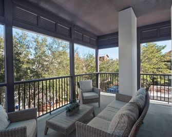 Private Beach/Pool Access-Urban Flair/Coastal Chic-Minutes To Beach-4 Bikes - Rosemary Beach - Balcony