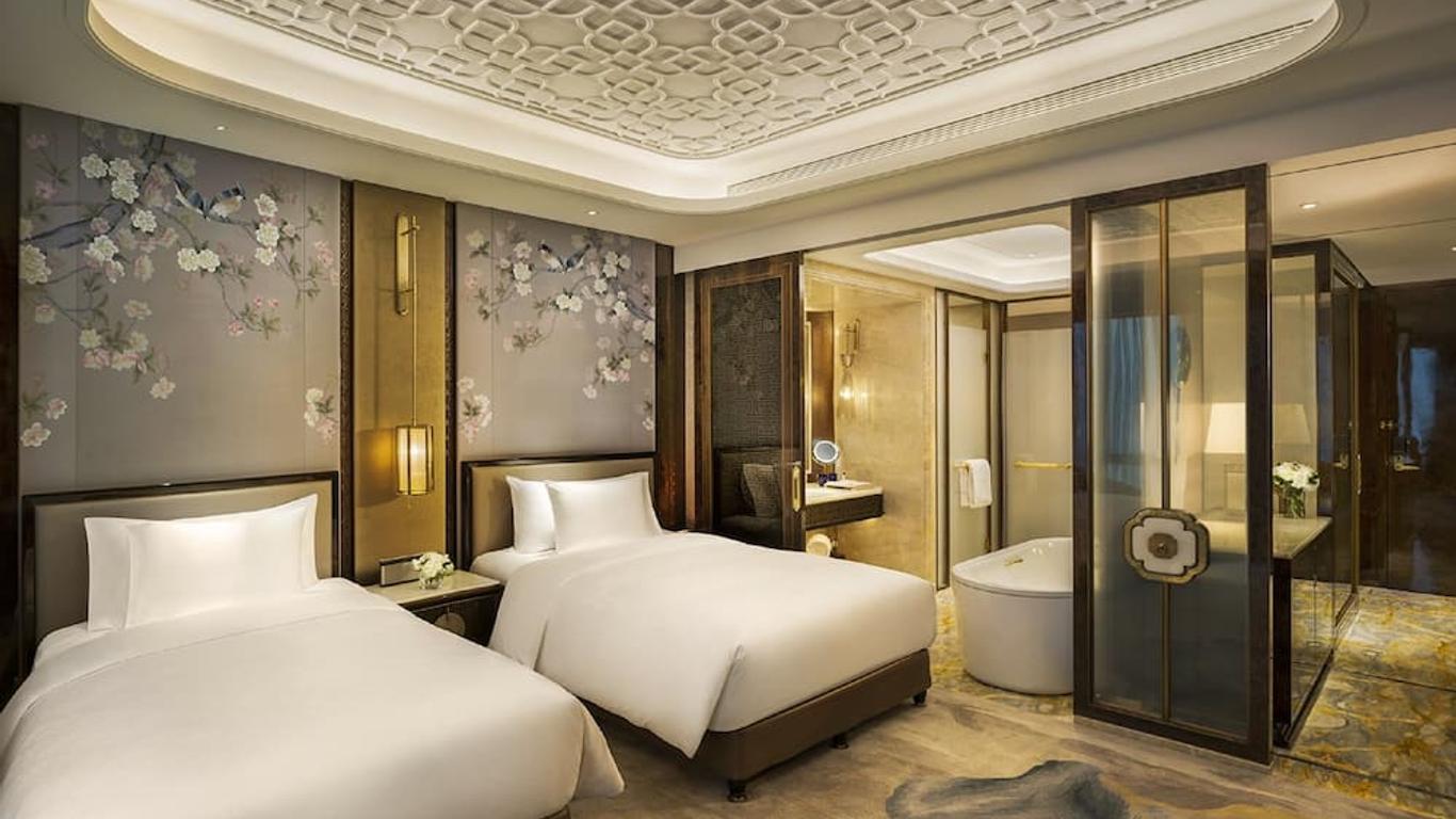 Wanda Reign Chengdu
