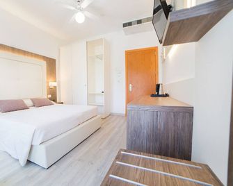 Hotel All'Orologio - קאורלה - חדר שינה
