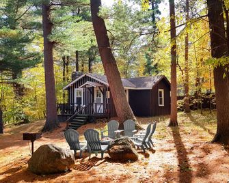 2 Bedroom Chalet With Fireplace - ويلمنغتون (نيويورك) - شرفة مرصوفة