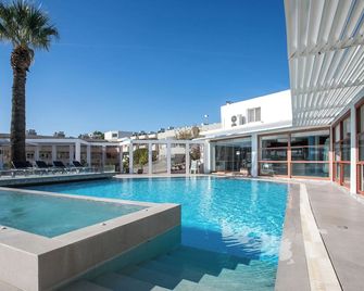 Hillside Studios & Apartments - Faliraki - Piscina
