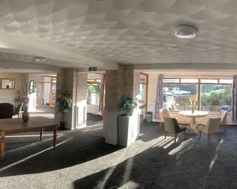 Savoy Hotel - Weston-super-Mare - Hall