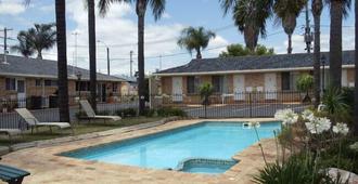 Town And Country Motor Inn - Tamworth - Pool