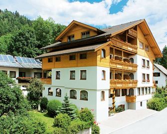 Familienhotel Steindl - Millstatt - Gebäude