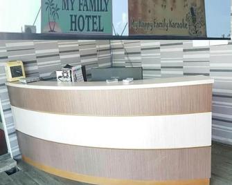 My Family Hotel - Port Dickson - Front desk