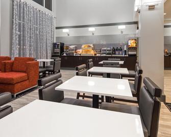 Best Western Plus Philadelphia-Choctaw Hotel and Suites - Philadelphia - Restaurante