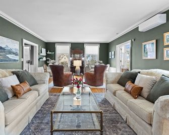 Historic Salyards Mansion by Heirloom Boutique Collection - Duluth