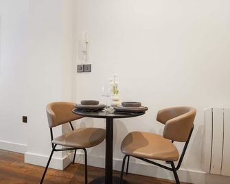 Afflecks by The Heim Residences - Manchester - Dining room