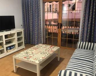 Apartamento Nicole Los Gigantes by Apartamentos Estrella del Norte - Puerto de Santiago - Salon