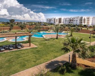 Relaxing Atmosphere by the Beach - Vokolida - Pool