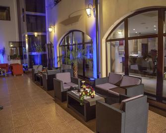 Hotel Trianon - Bukarest - Aula