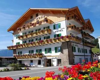 Hotel Rosa Wellness & Spa - Vigo di Fassa - Building