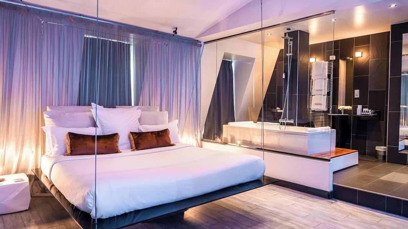 Kube Hotel Paris