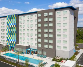 Tru by Hilton Orlando Convention Center Area - Orlando - Building