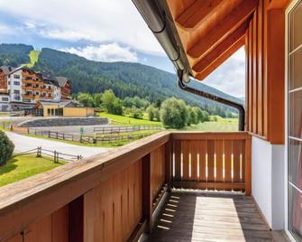 Apartment Top 6 by Interhome - Sankt Margarethen im Lungau - Balcone