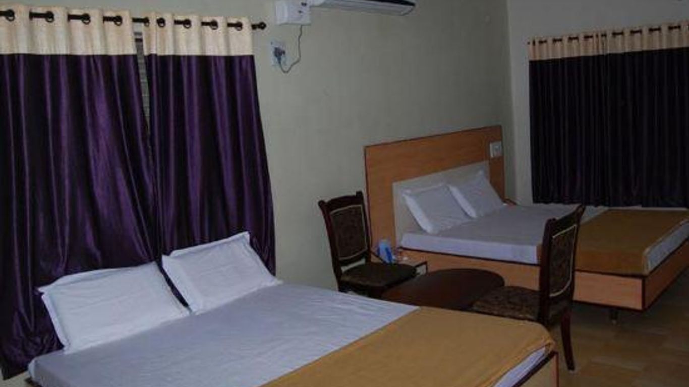 Hotel Pasuparthy Residency