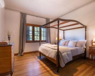 Scratch House hotel boutique - Villa Allende - Bedroom