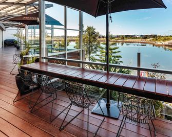 Mercure Sunshine Coast Kawana Waters - Birtinya - Balkon