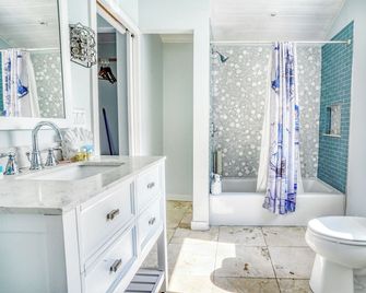 Lighthouse Resort: Inn & Suites - Fort Myers Beach