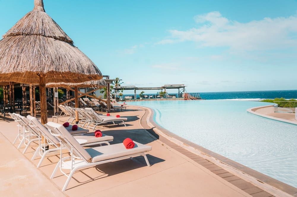 أكويا هوتل آند سبا - سان بول - حوض السباحة