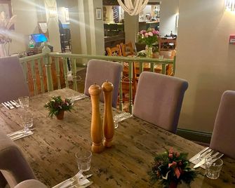 The Golden Cross - Cirencester - Restaurant