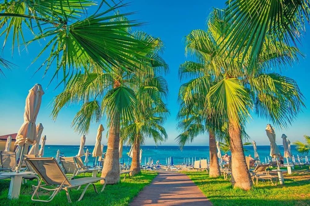 سيلفر ساندز بيتش ريزورت