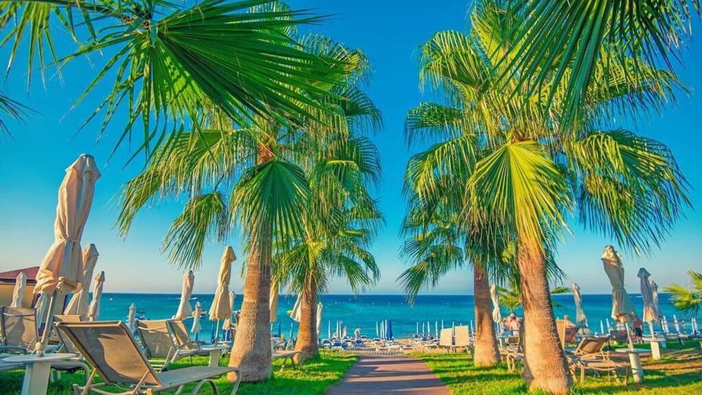 سيلفر ساندز بيتش ريزورت