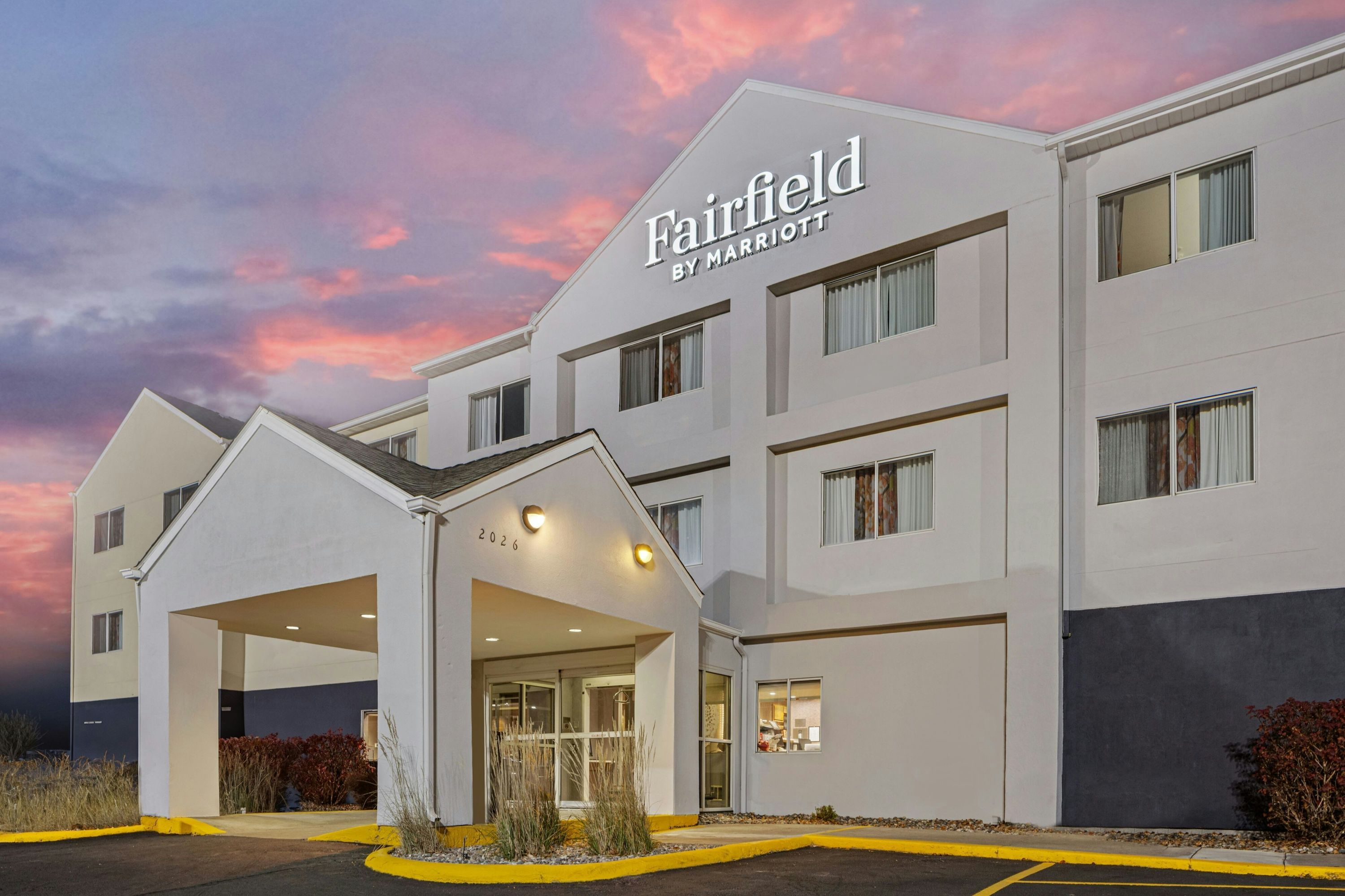 Fairfield Inn & Suites by Marriott Billings - בילינגס - בניין