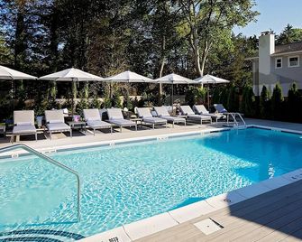 Refreshing Getaway Trip! Free Breakfast & Parking, Close to Indian Wells Beach! - East Hampton - Piscine