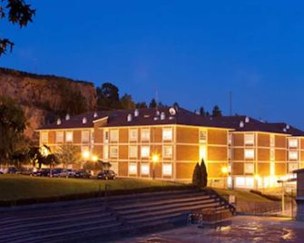 Rialta - Culleredo - Building