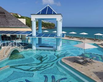 Sandals Regency La Toc - Castries - Pool