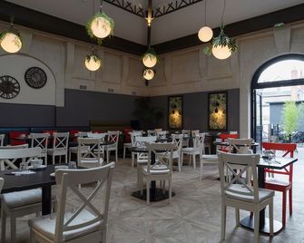 The Originals Boutique, Hôtel Le Londres, Saumur - Saumur - Restaurant