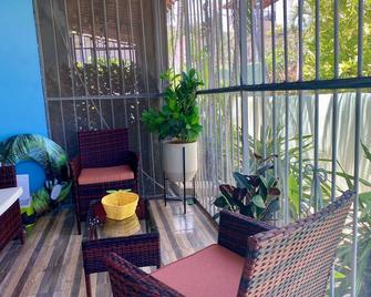 Cozy private condo in Playas del Coco. Pet friendly! - Playa Matapalo
