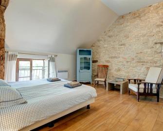 Chambres et table d'hôtes La Panacée - Cuzance - Habitación