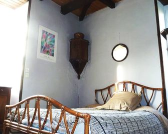 House between Lot and Dordogne, between heritage and nature - Salviac - Makuuhuone