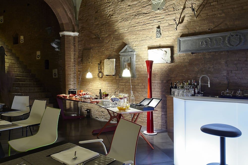 هوتل بالازيتو روسو