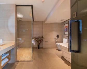 Zhanjiang Lavande Grandbuy Branch Hotel - Zhanjiang - Habitación