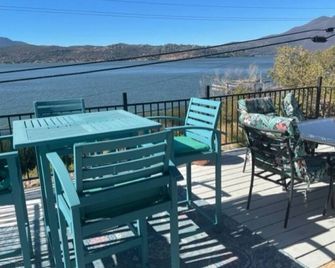 Picturesque lake and mountain view from 3-bedroom, 2 story home - Clearlake - Balcony