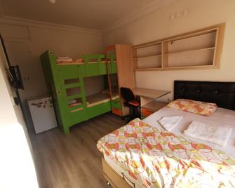 Çanakkale Kampüs Pansiyon - Çanakkale - Bedroom