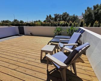 Splendid new house with sea view - Armação de Pêra - Balcón