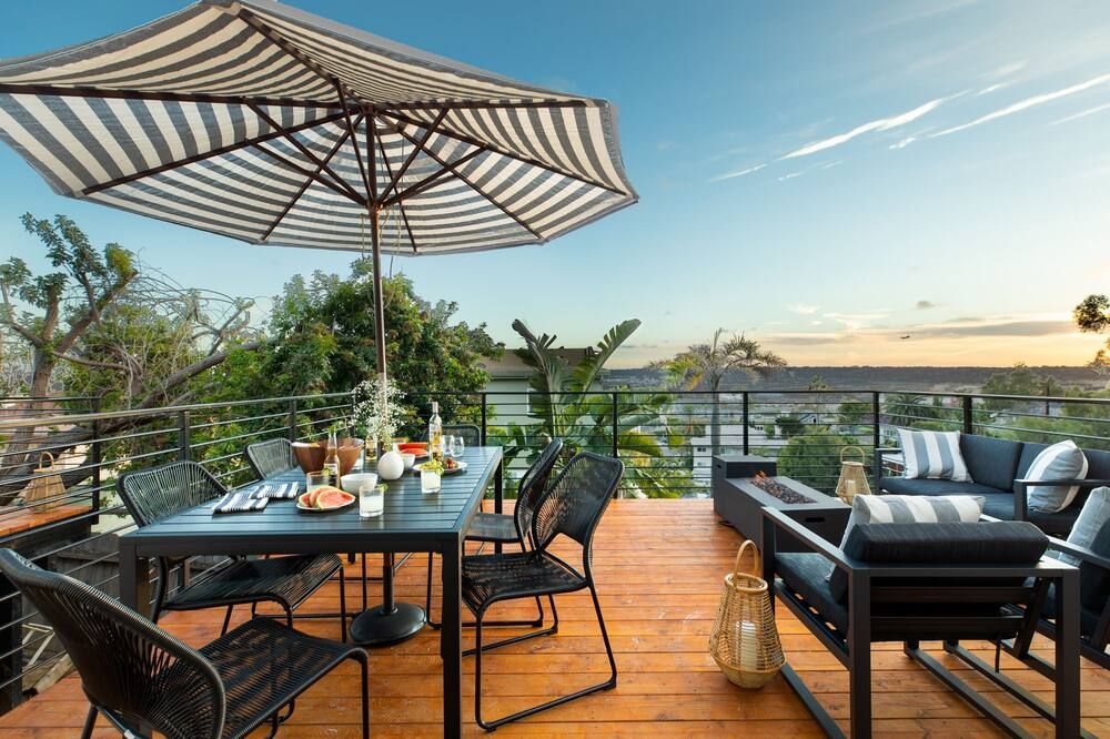 Avalon Buyout by AvantStay | Mins to Gaslamp | Rooftop w/ BBQ & Patio - سان دييغو - شرفة