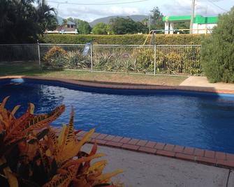 Riverside Tourist Park - Rockhampton - Pool