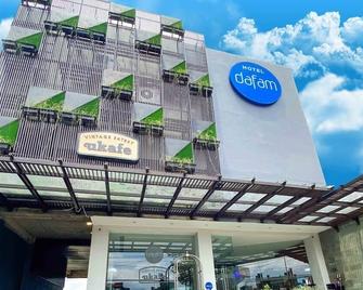 Hotel Dafam Wonosobo - Wonosobo - Building
