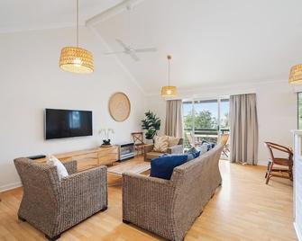 Bay Village Resort & Spa Dunsborough - Dunsborough - Living room