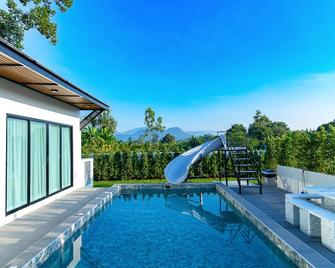 Villa Paramount 2 - Nakhon Nayok - Piscina