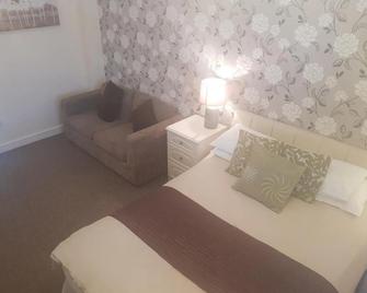 Haigs Hotel - Coventry