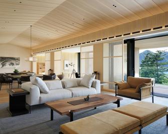 ذا ريتز كرلتون، نيكو - نيكو - غرفة معيشة