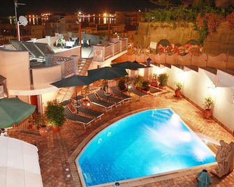 Villa Cristina - Giardini Naxos - Pool