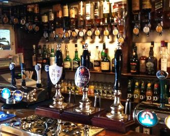 The Crown Hotel - Thetford - Bar